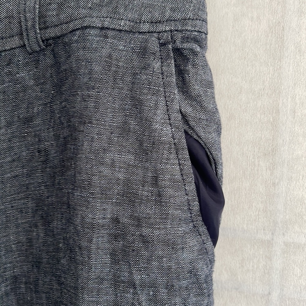 LINEN - Picture 2 of 8